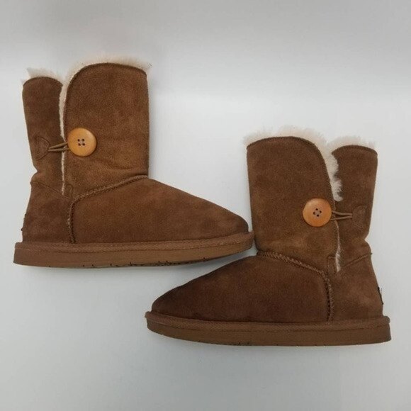 Tamarac Winter Boots Sonika Button Suede Shearling Lambs Wool Linning Size 7 M - Picture 8 of 12